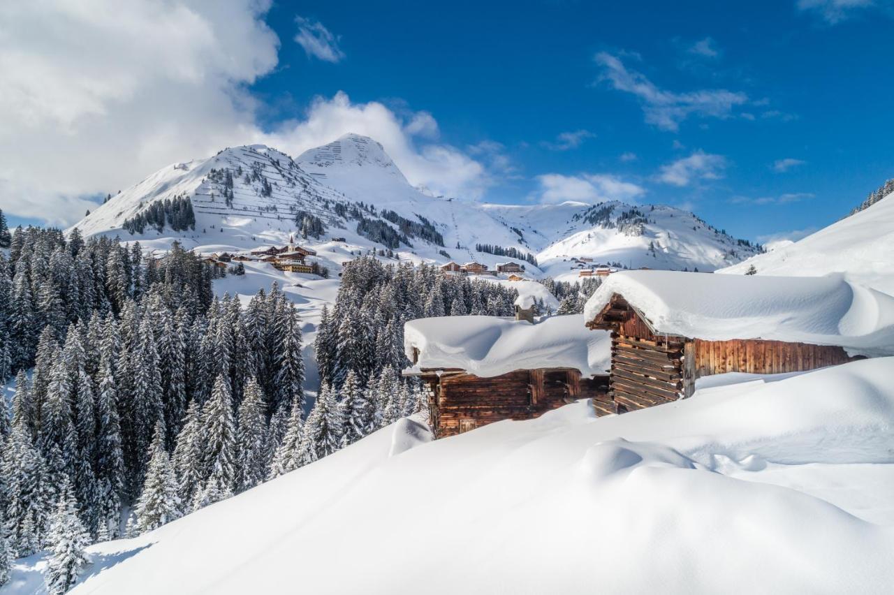 Bergzeit Appartements Warth  Bagian luar foto