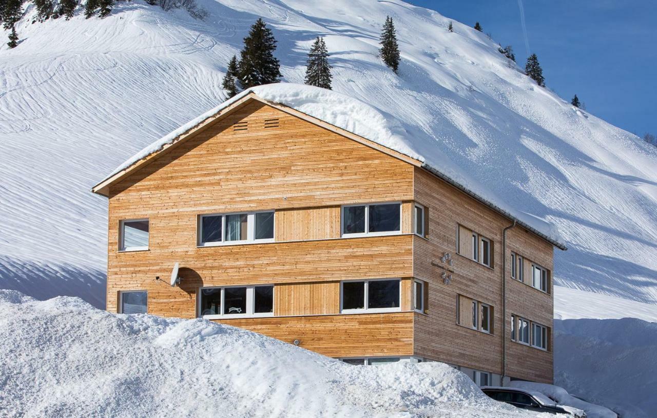 Bergzeit Appartements Warth  Bagian luar foto